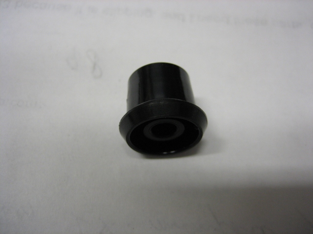 113 415 779 - HORN PLASTIC BUTTON